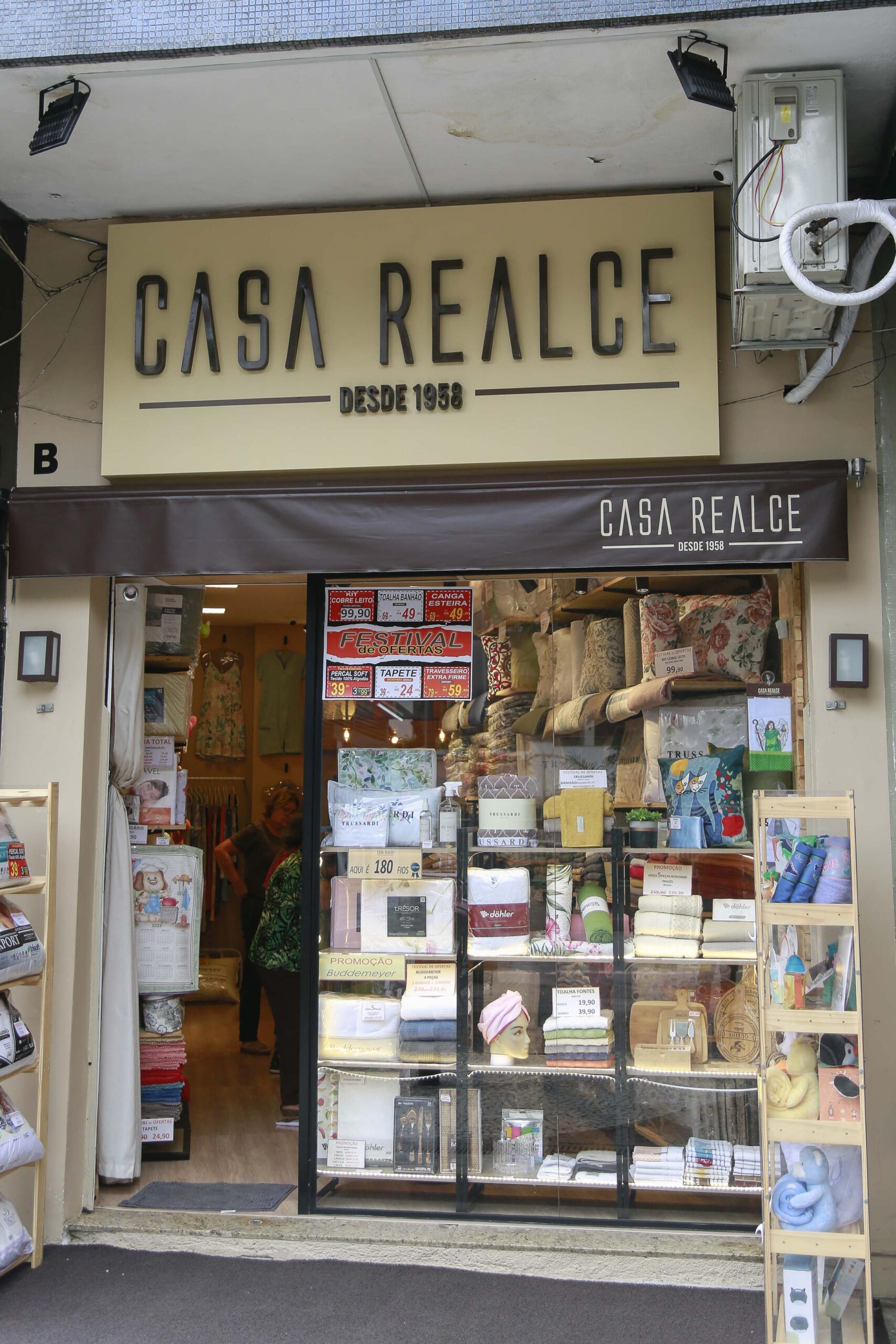Casa Realce – Laranjeiras-3 Casa Realce - Laranjeiras-3